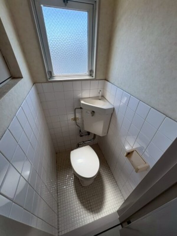 トイレ(清潔感のあるトイレです)