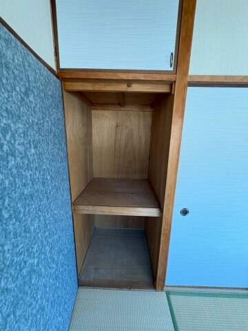 物件内観写真19　(収納スペース豊富です)