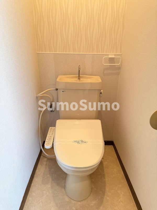 トイレ(清潔感のあるトイレです)