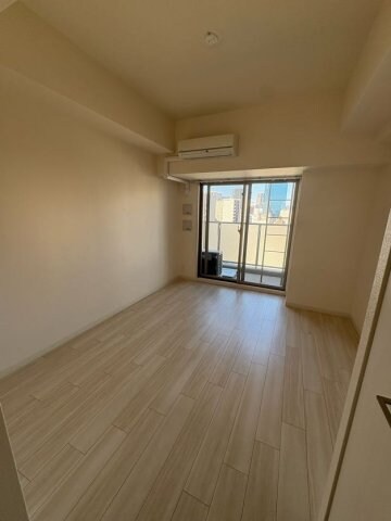 物件内観写真5　(ゆったり過ごせるリビングです)