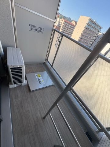 物件内観写真9　(バルコニーがあります)