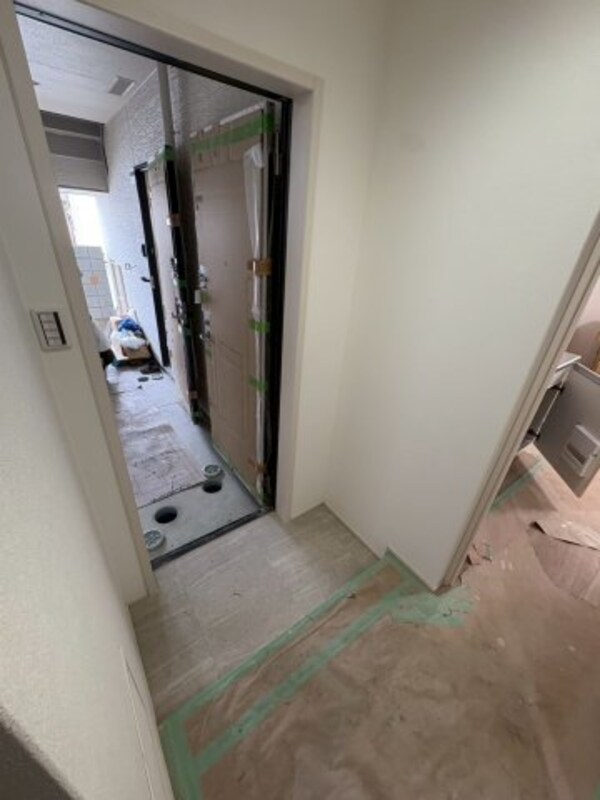 玄関(毎日通る玄関はこちらです)