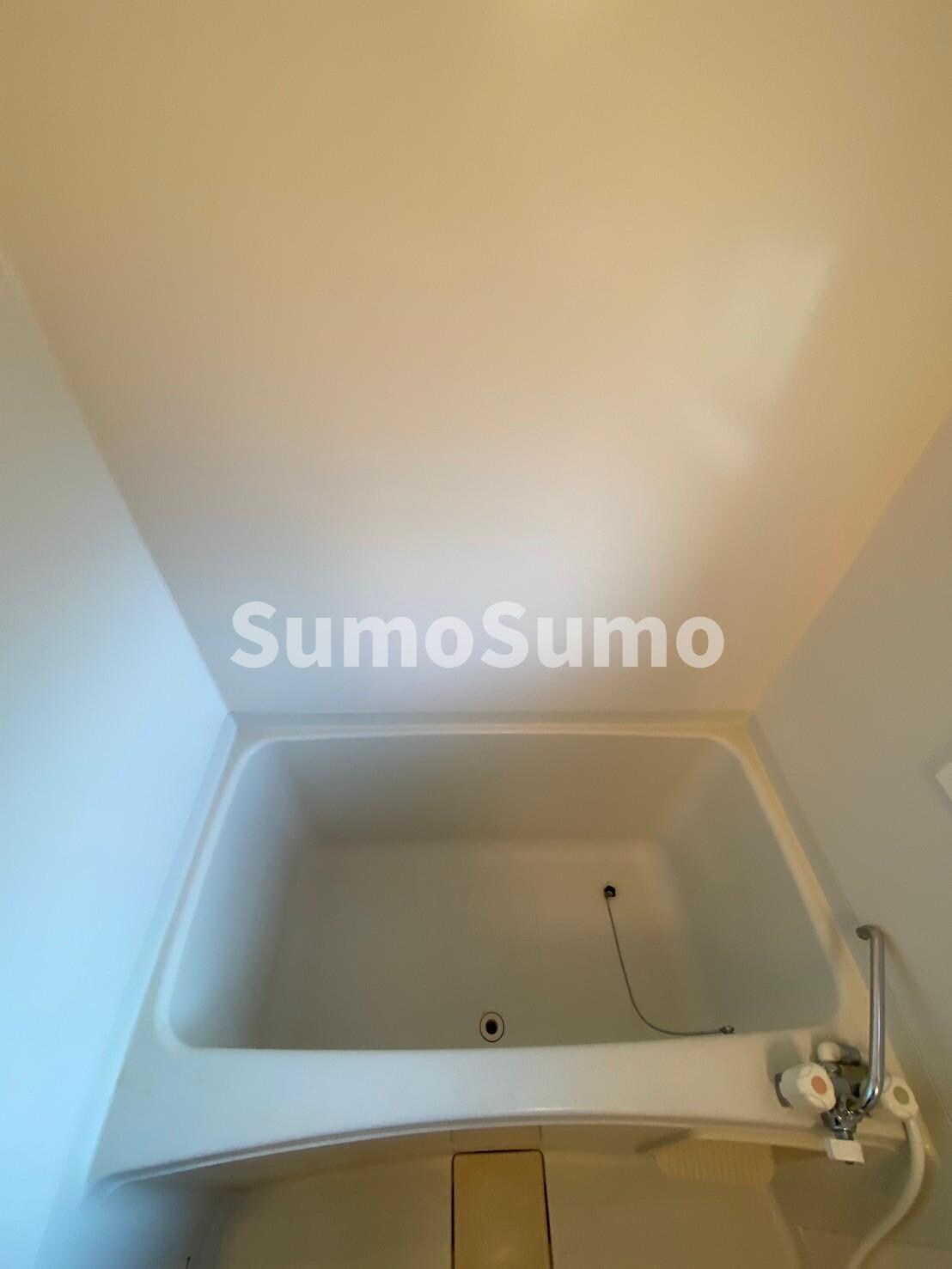 物件内観写真14　(日々の疲れを癒すお風呂付です)