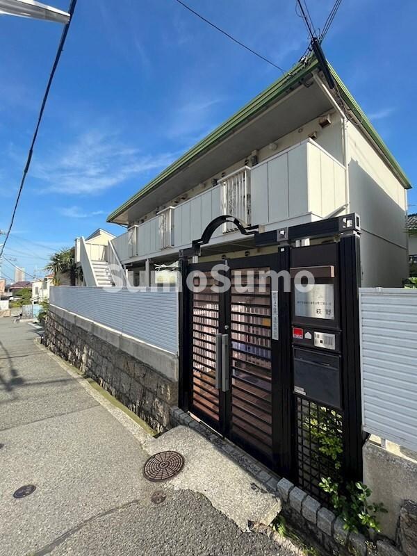 エントランス(建物の内部です)