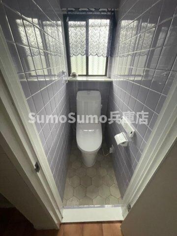 物件内観写真10　(シンプルで使いやすいトイレです)