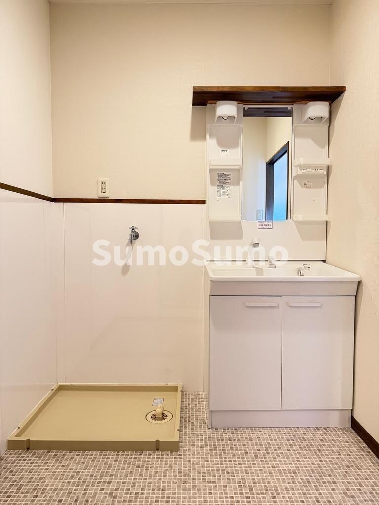 物件内観写真6　(スペースが確保できる洗面所です)