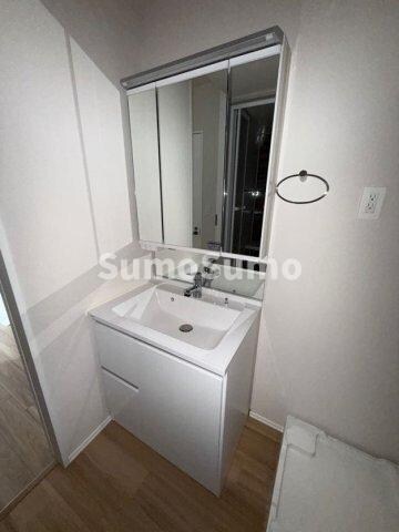 物件内観写真9　(スペースが確保できる洗面所です)