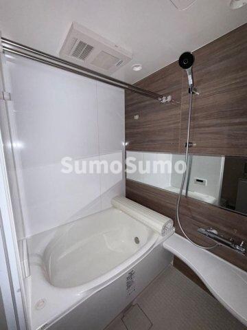 物件内観写真10　(日々の疲れを癒すお風呂付です)