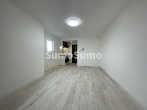 物件内観写真2　(居間です)