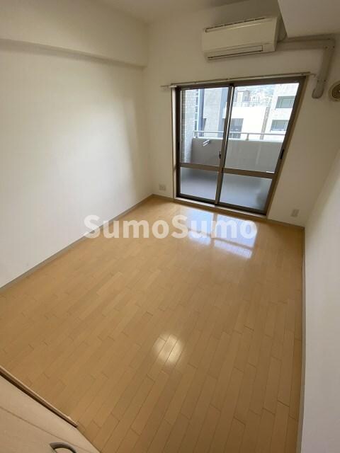 物件内観写真5　(居間です)