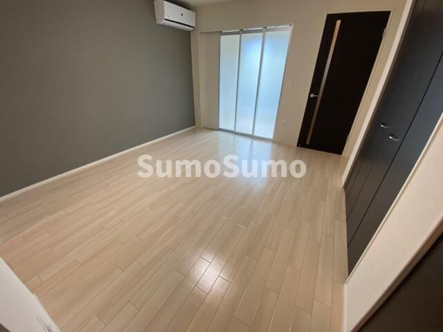 物件内観写真3　(居間です)