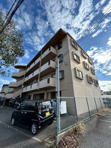 物件外観写真2　(外はこのようになっています)