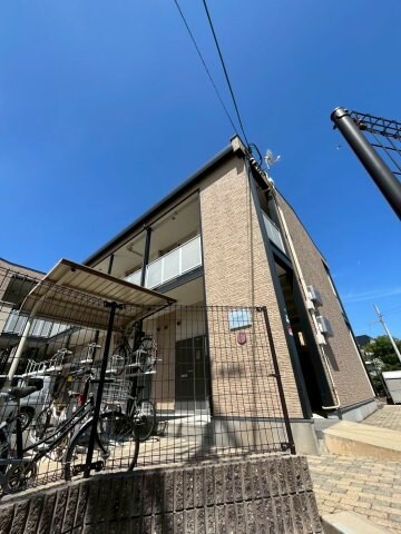 物件外観写真2　