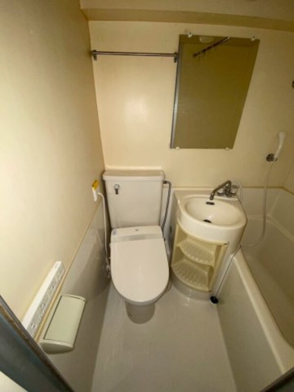 トイレ(清潔感のあるトイレです)