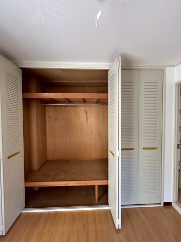 物件内観写真13　(便利な収納スペースです)