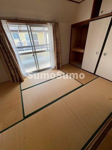 物件内観写真5　(和室があると落ち着いた雰囲気になりますね)