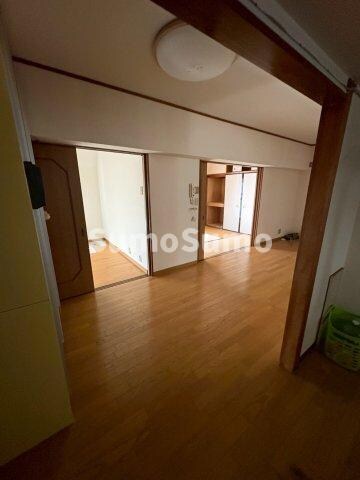 物件内観写真20　(おしゃれな居間です)