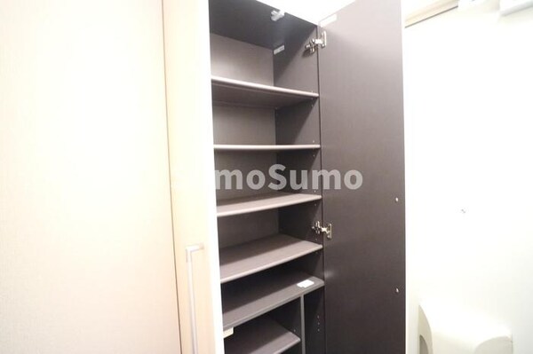 収納(便利な収納スペースです)