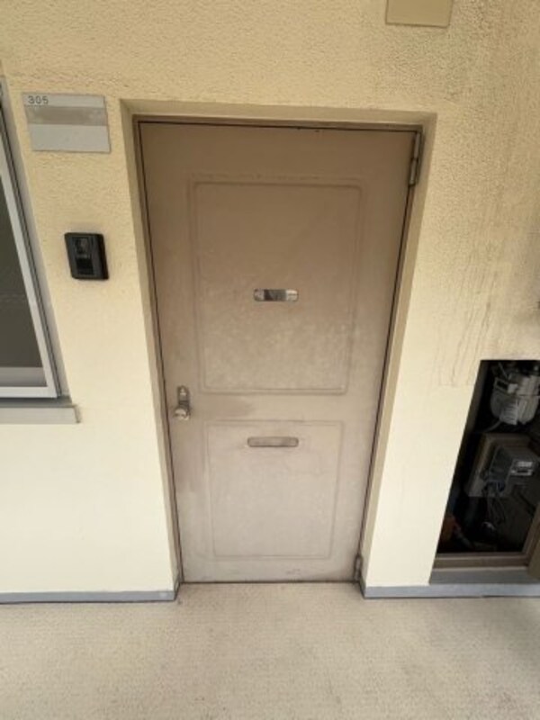 玄関(きれいな玄関です)