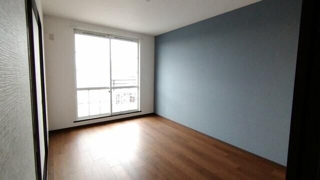 物件内観写真7　(おしゃれなリビングです)