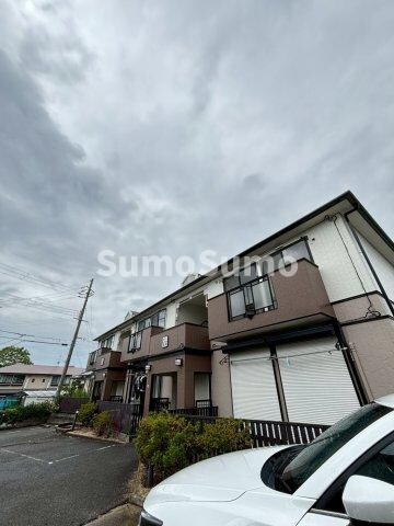 物件外観写真3　(外観もきれいです)