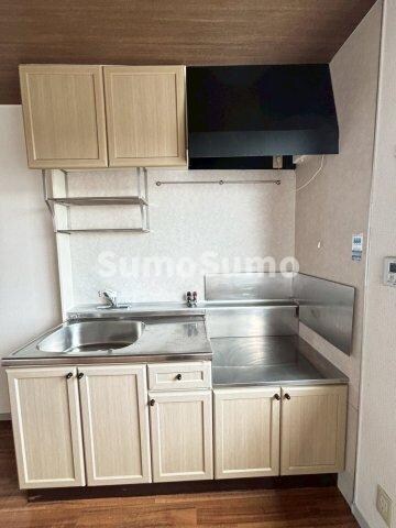 物件内観写真16　(コンパクトなキッチンで掃除もラクラク)