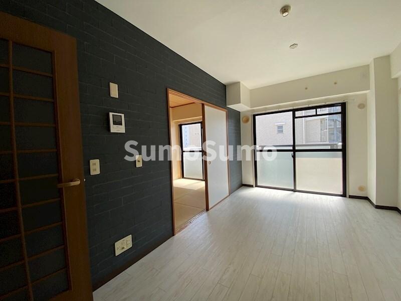 物件内観写真3　(おしゃれなリビングです)