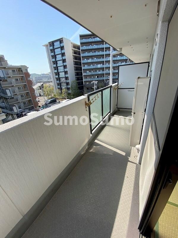 物件内観写真7　(陽当たり良好なバルコニーです)