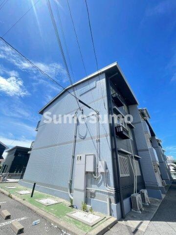 物件外観写真1　(外観もきれいです)