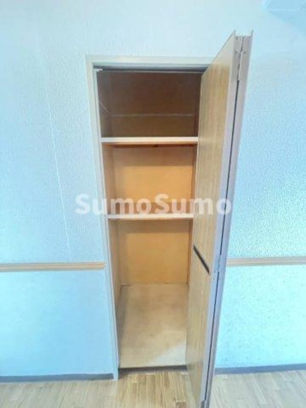 内装他(きれいな内装です)