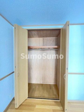 物件内観写真7　(ちょっとした収納スペースも充実しています)