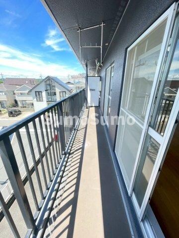 物件内観写真20　(お洗濯にも便利なバルコニー付き)