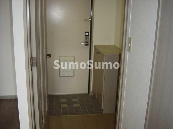 玄関(明るい玄関です)