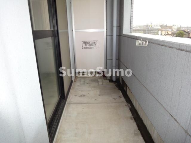 物件内観写真13　(落ち着いた時間を過ごせるバルコニーです)