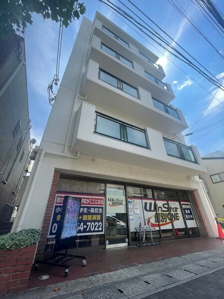 カァーサ六甲外観写真