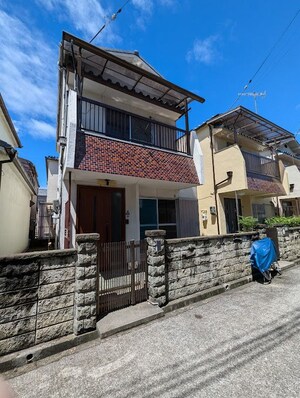 明南町貸家外観写真