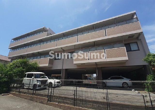 物件外観写真1　(おしゃれな外観です)