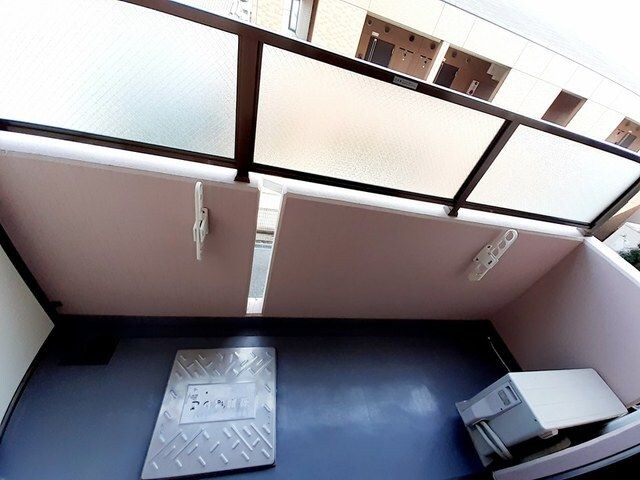 物件内観写真12　(バルコニー付きです)