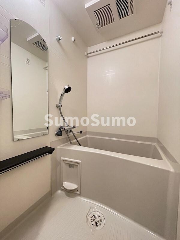 物件内観写真9　(きれいなお風呂です)