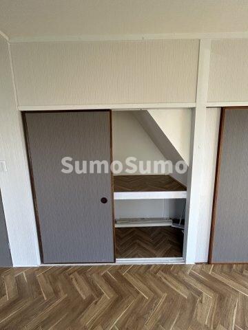 物件内観写真23　(ちょっとした収納スペースも充実しています)