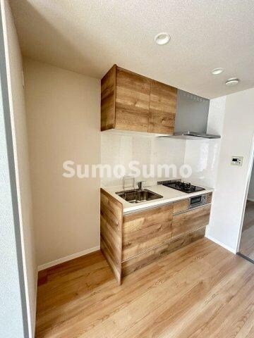 物件内観写真5　(キッチンでお料理をお楽しみください)