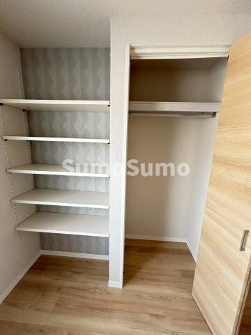 物件内観写真10　(こまごまとしたものを収納できそうですね)