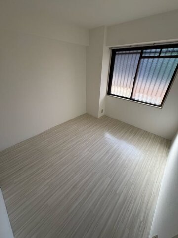 物件内観写真23　(ゆったり過ごせる居間です)