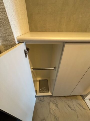 物件内観写真13　(収納のためのスペースです)