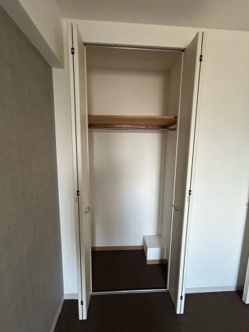 物件内観写真26　(収納豊富です)