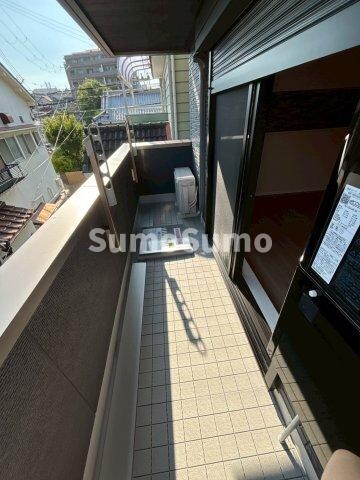 物件内観写真12　(外からの目が気にならないバルコニーで洗濯物が干せます)