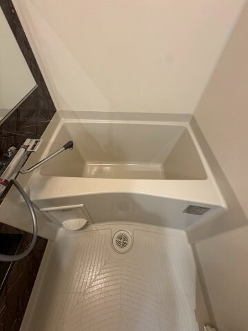 物件内観写真21　(ゆったり過ごせるお風呂です)