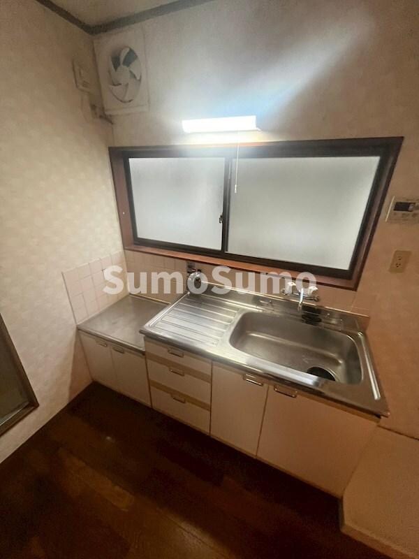 物件内観写真4　(お料理しやすいキッチンです)