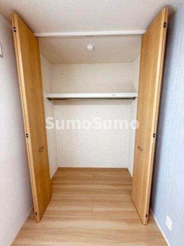 物件内観写真8　(収納スペース豊富です)