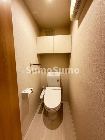 物件内観写真12　(シンプルで使いやすいトイレです)